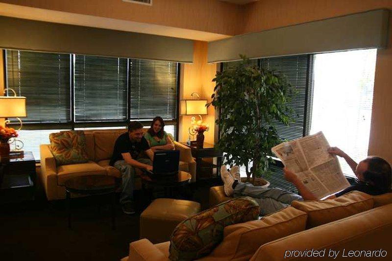 Hampton Inn Vero Beach Outlets Интерьер фото