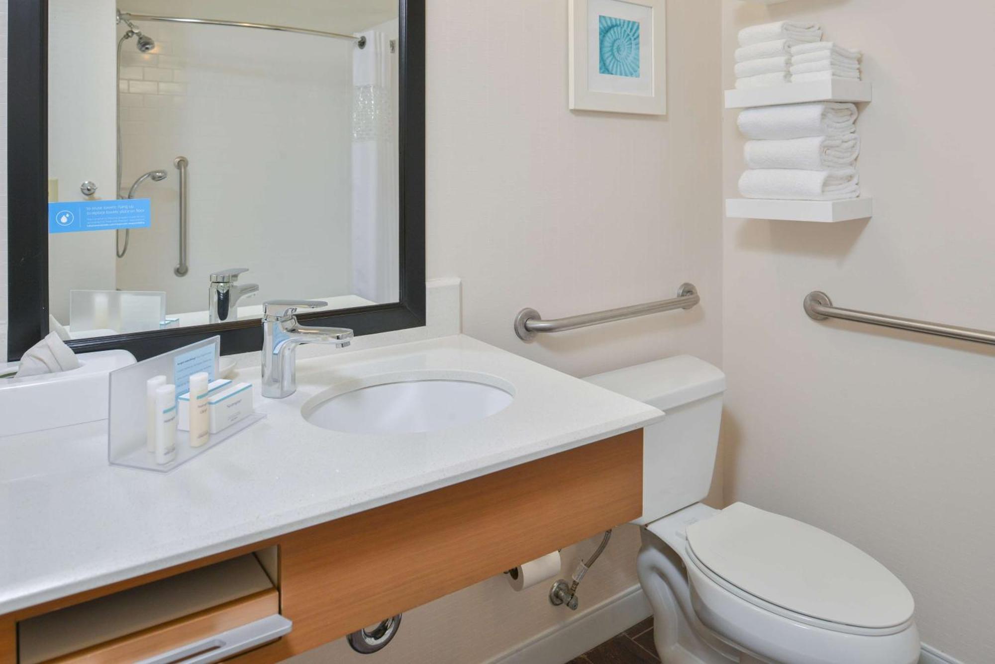 Hampton Inn Vero Beach Outlets Экстерьер фото