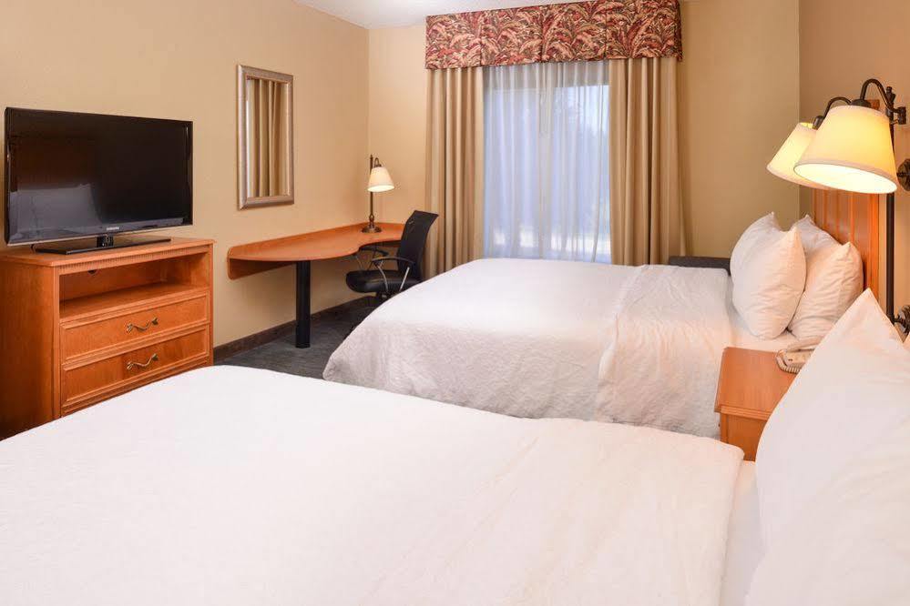 Hampton Inn Vero Beach Outlets Экстерьер фото