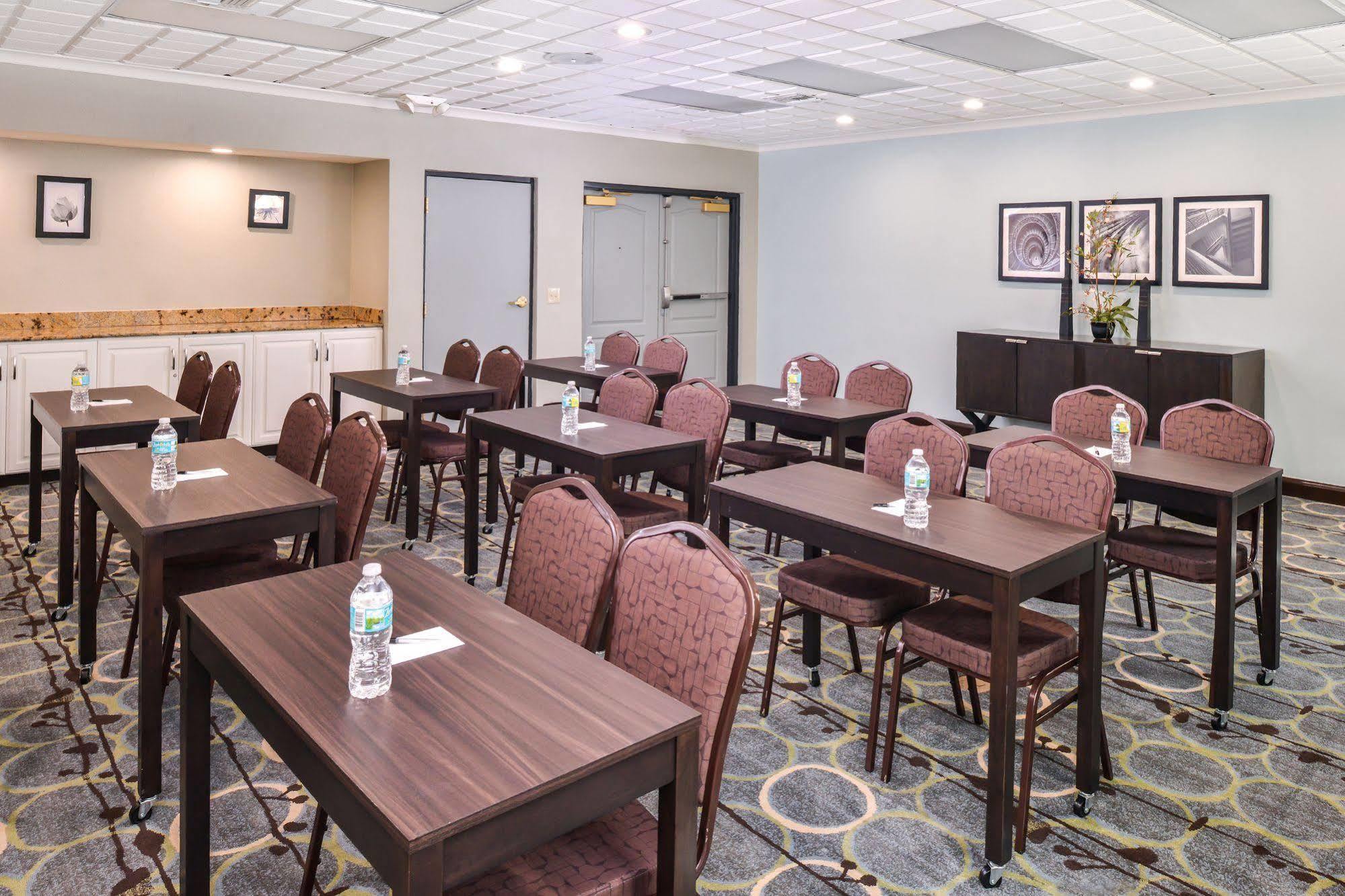 Hampton Inn Vero Beach Outlets Экстерьер фото